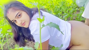 A cute girl has sex with her jija in the jungle for the first time