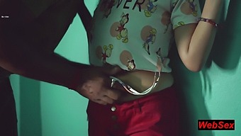 I love her sex! indian cute girl enjoys real hardcore sex